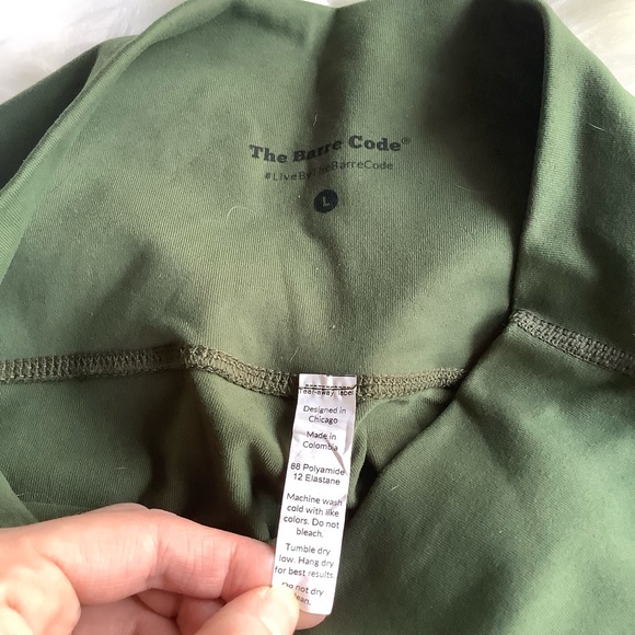 The Barre Code 7/8 Leggings High Panel Mesh Army Green Large - Picture 9 of 9